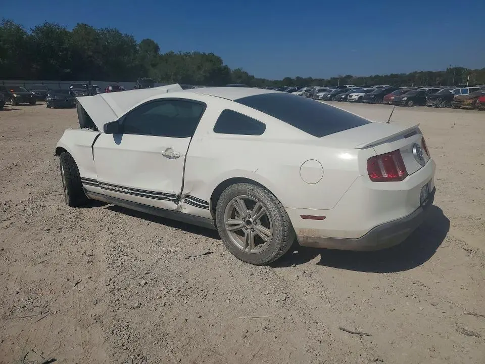 2010 FORD MUSTANG   