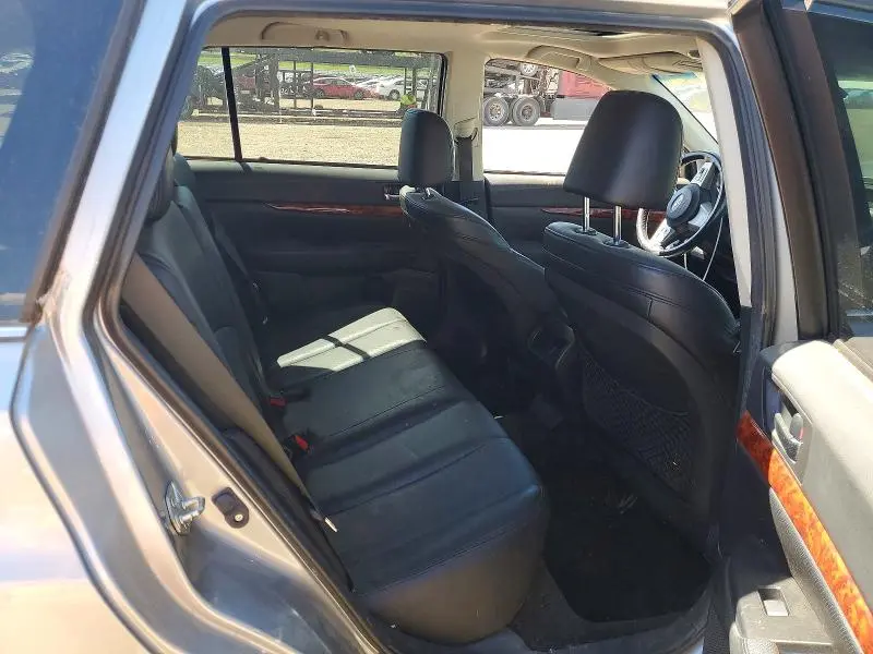 2011 SUBARU OUTBACK 2.5I LIMITED  