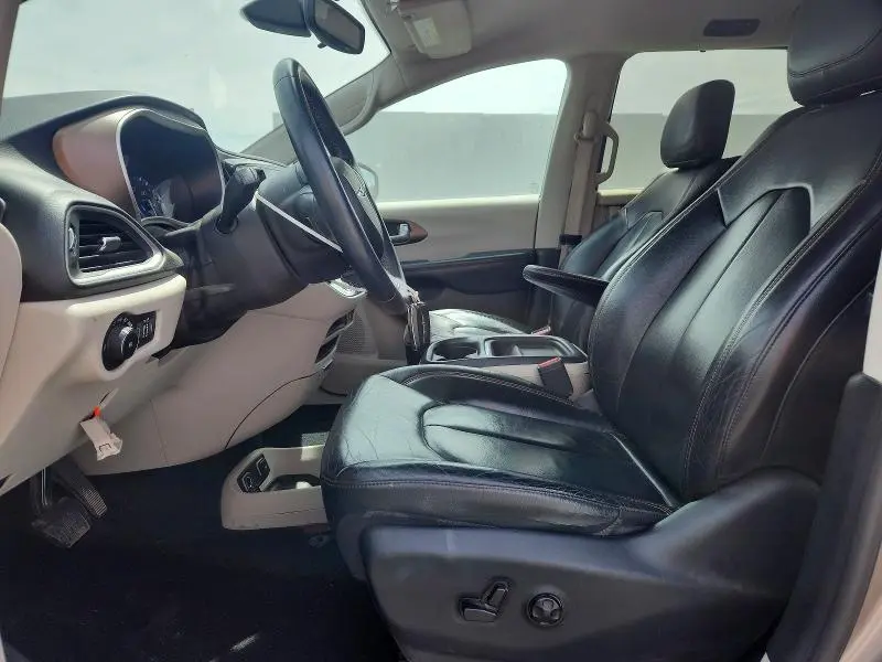 2017 CHRYSLER PACIFICA TOURING L  
