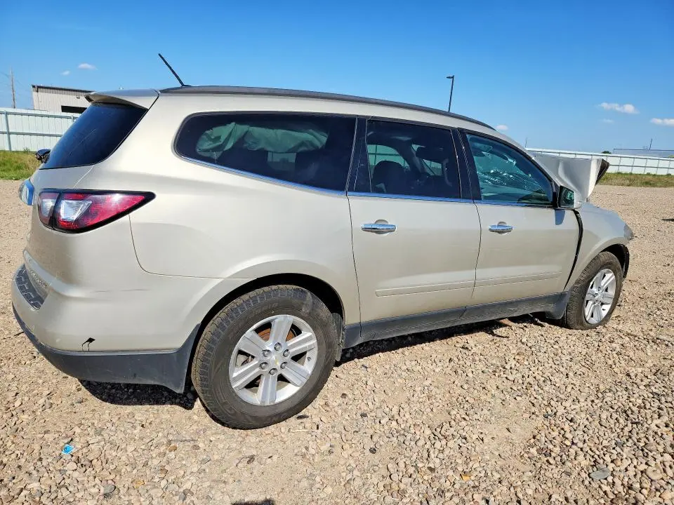 2014 CHEVROLET TRAVERSE LT  