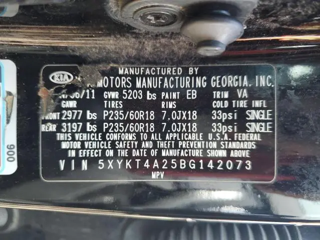 2011 KIA SORENTO BASE  