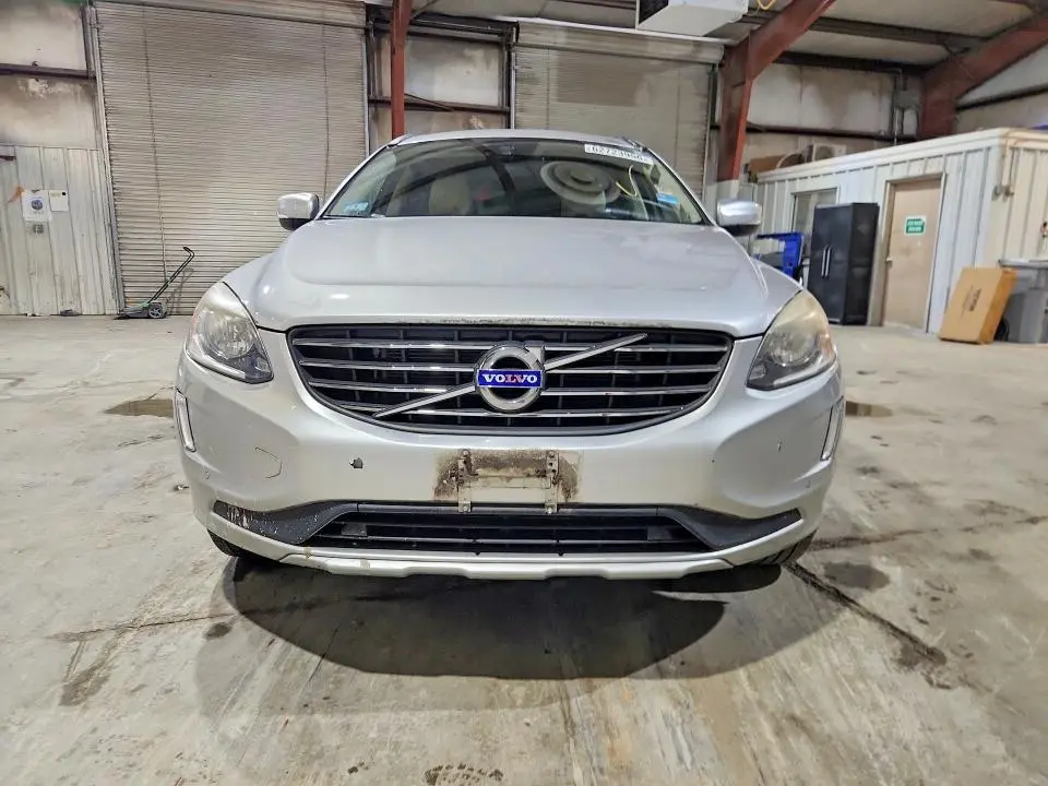 2015 VOLVO XC60 T5 PREMIER  