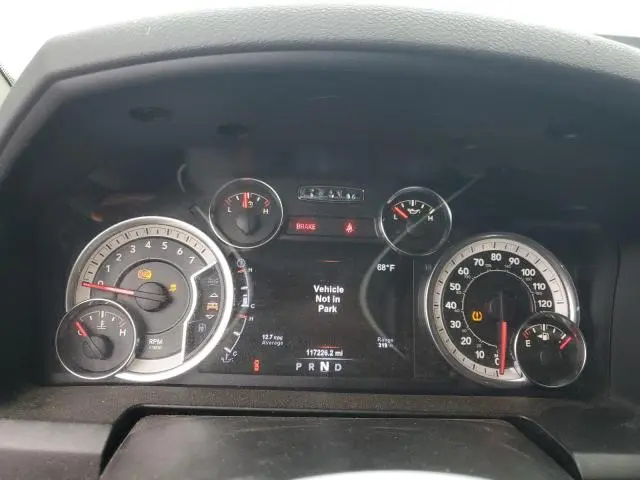 2017 RAM 1500 SLT  