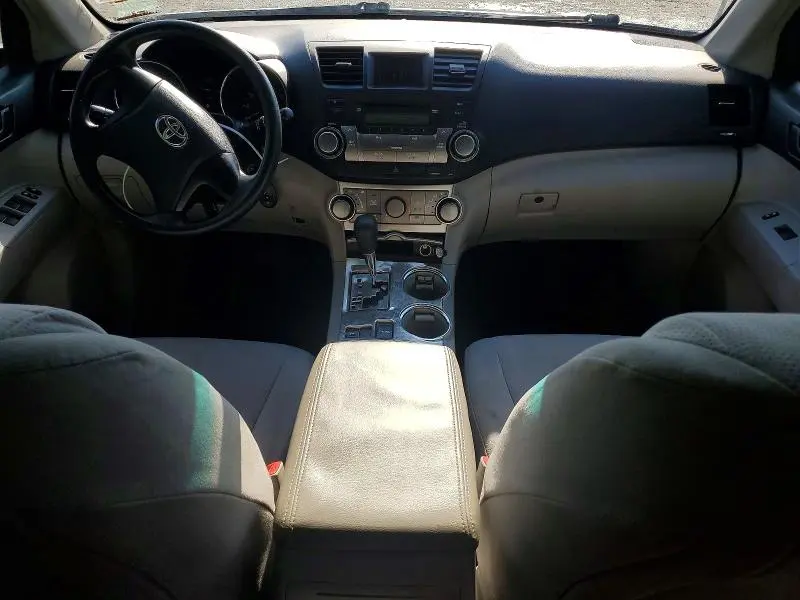 2012 TOYOTA HIGHLANDER BASE  