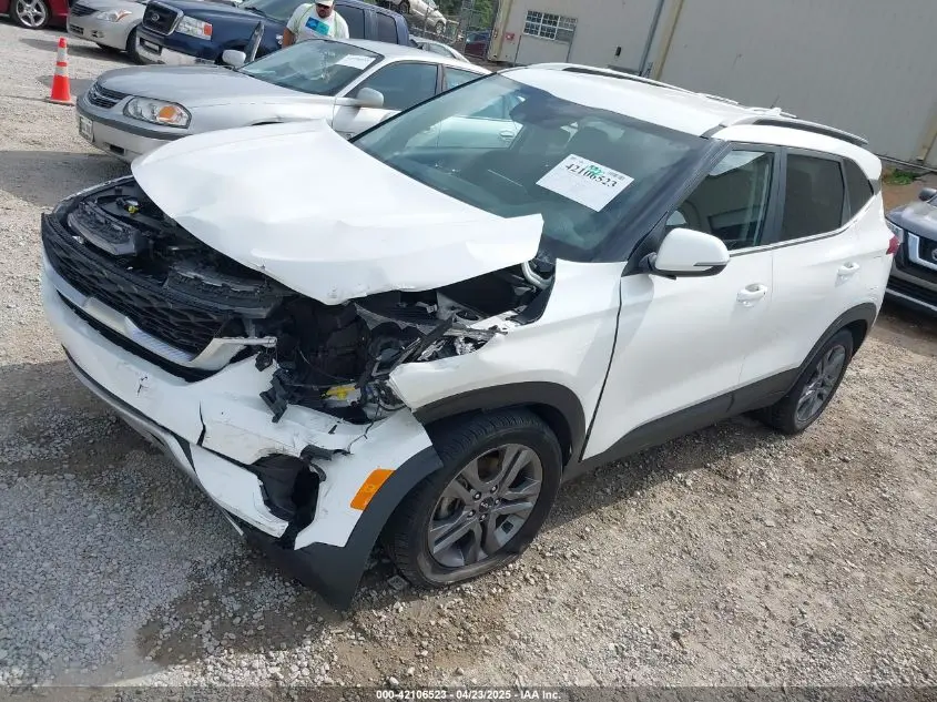 2023 KIA SELTOS S