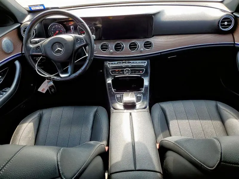 2017 MERCEDES-BENZ E 300  
