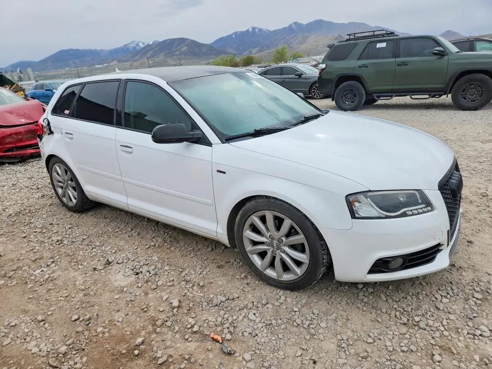 2011 AUDI A3 PREMIUM  