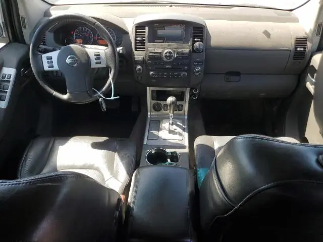 2011 NISSAN PATHFINDER S  