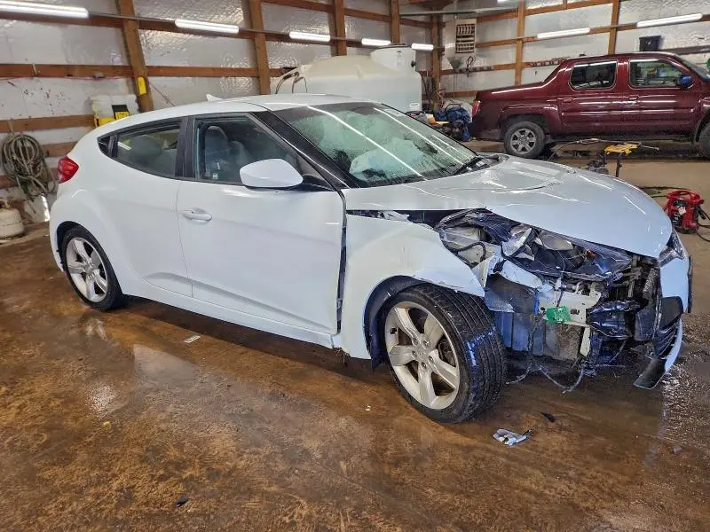 2013 HYUNDAI VELOSTER BASE  