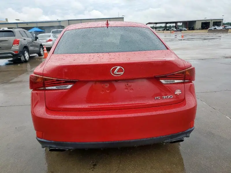 2018 LEXUS IS 300