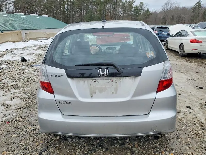 2012 HONDA FIT   
