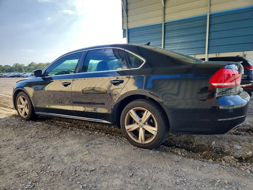 2012 VOLKSWAGEN PASSAT SE  