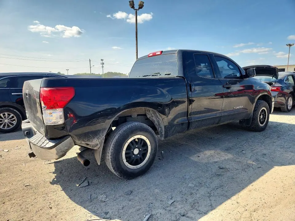 2013 TOYOTA TUNDRA DOUBLE CAB SR5  