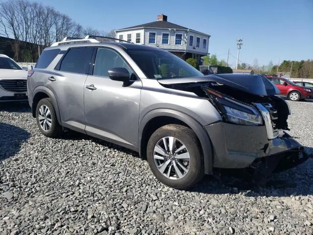 2024 NISSAN PATHFINDER SL  