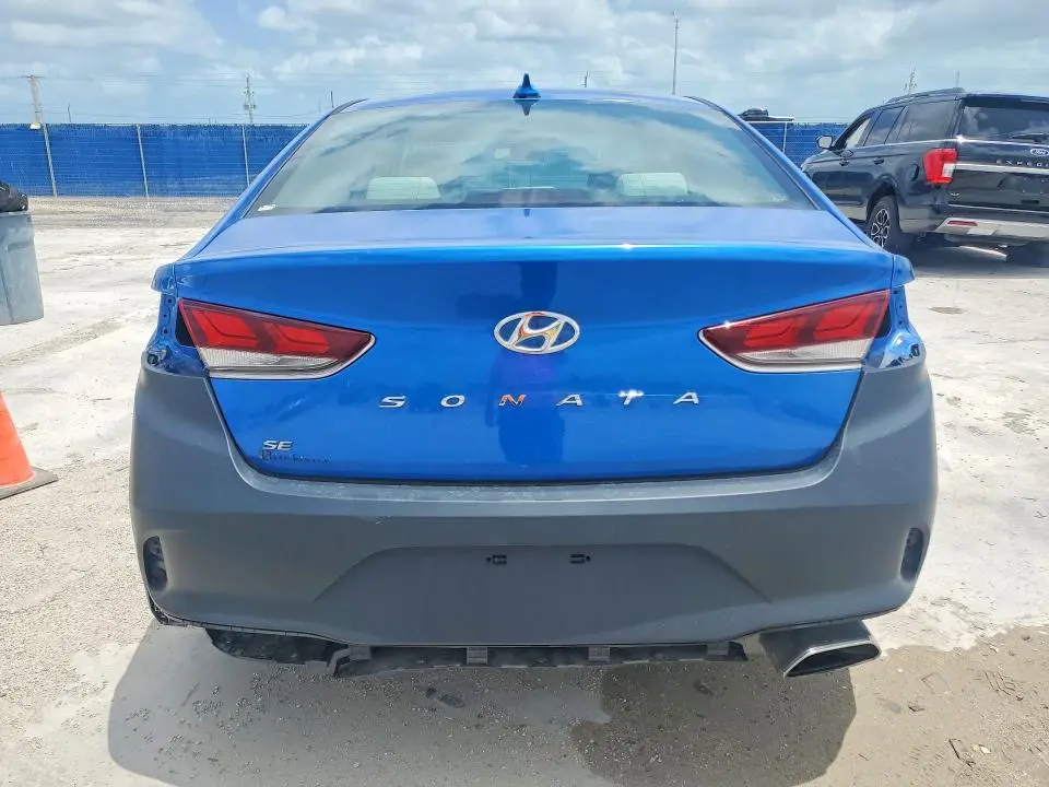 2018 HYUNDAI SONATA SE  