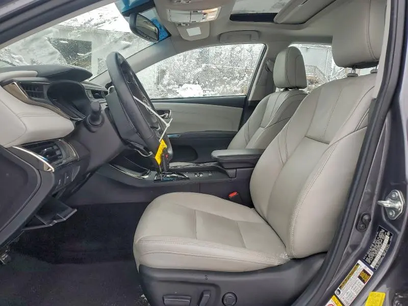 2016 TOYOTA AVALON XLE  