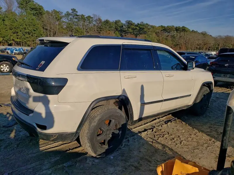 2011 JEEP GRAND CHEROKEE LAREDO  