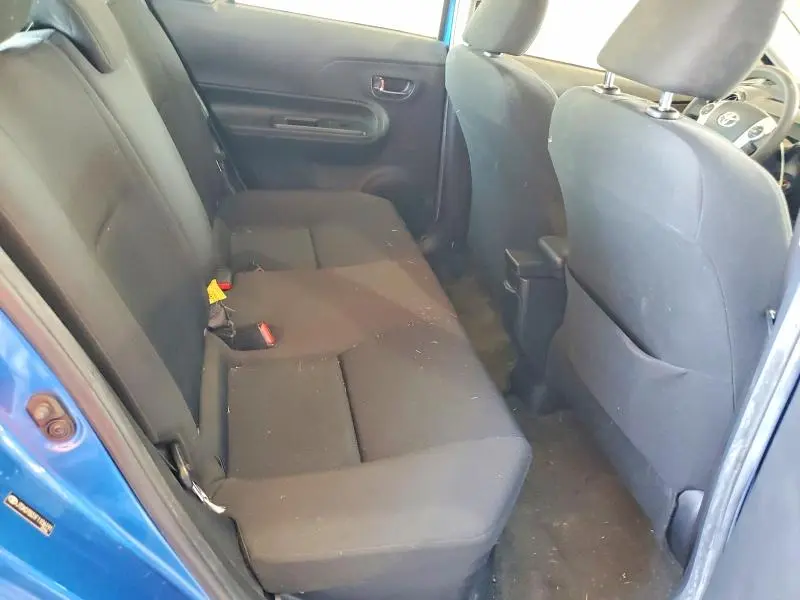2015 TOYOTA PRIUS C TWO  