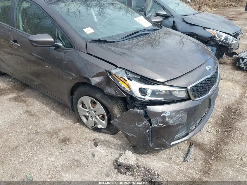 2018 KIA FORTE LX