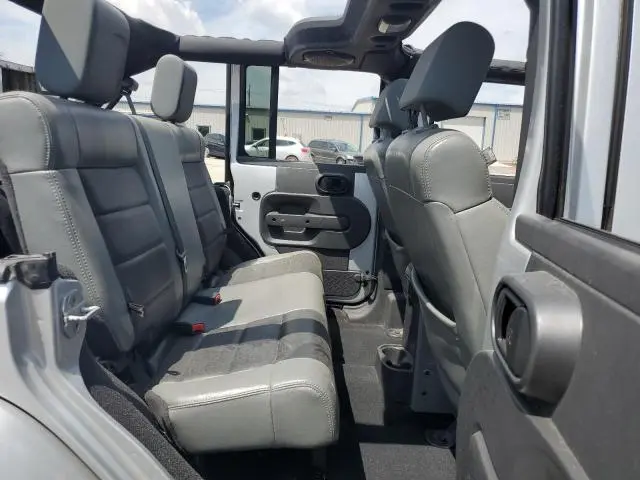 2010 JEEP WRANGLER UNLIMITED SAHARA  