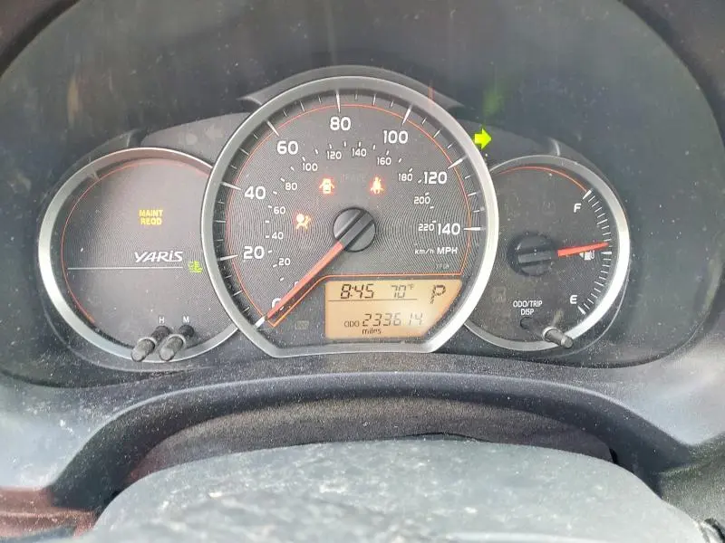 2014 TOYOTA YARIS 5-DOOR LE  