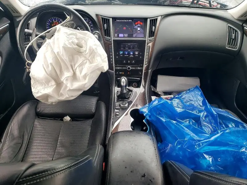 2015 INFINITI Q50 SPORT  