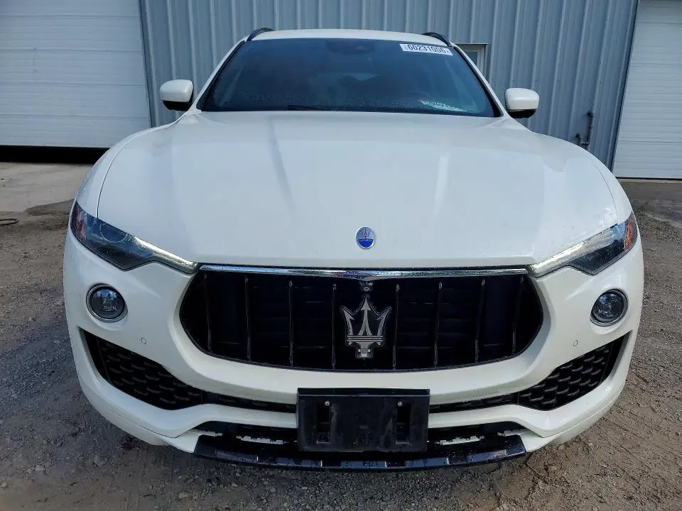 2018 MASERATI LEVANTE S SPORT  
