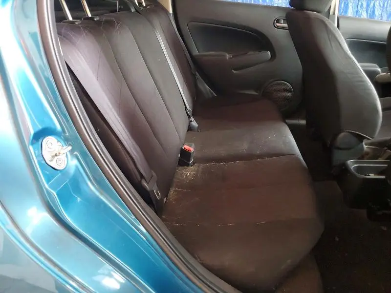 2011 MAZDA MAZDA2   