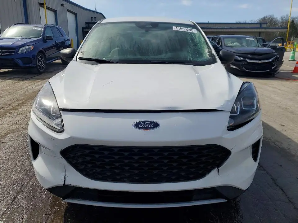 2022 FORD ESCAPE S  