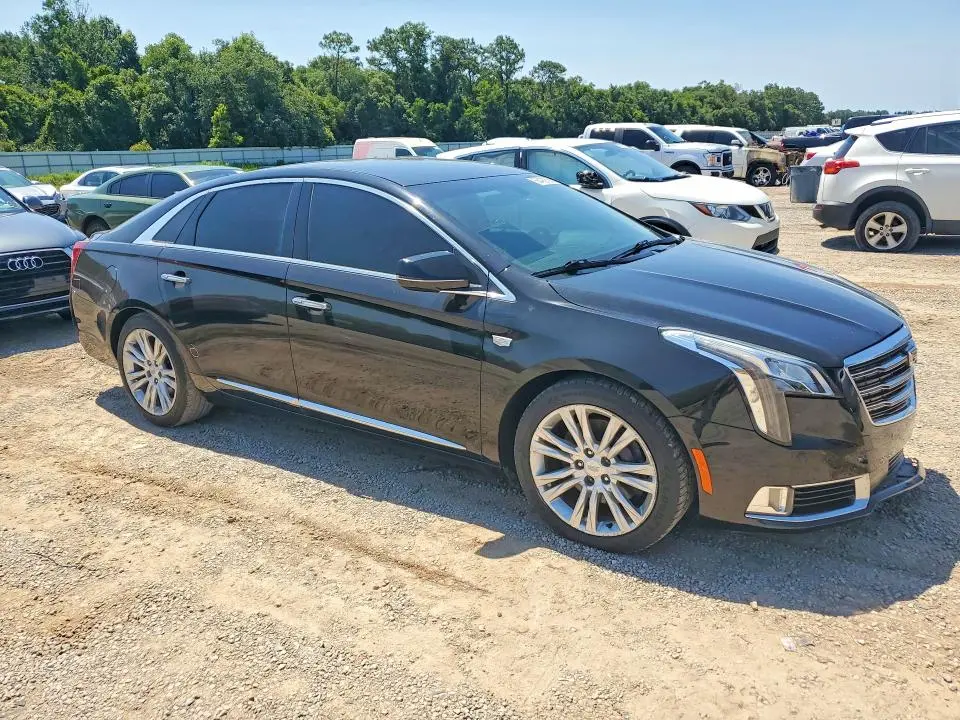 2018 CADI XTS LUXURY