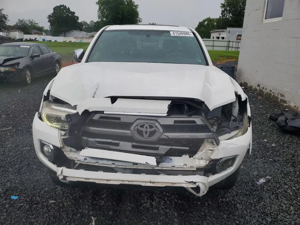 2017 TOYOTA TACOMA LIMITED  