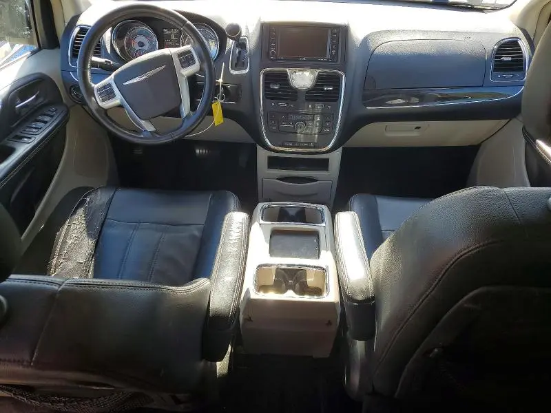 2013 CHRYSLER TOWN & COUNTRY TOURING  