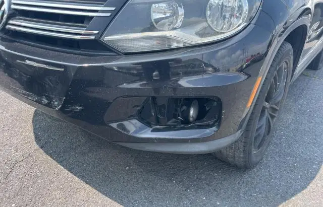 2015 VOLKSWAGEN TIGUAN S