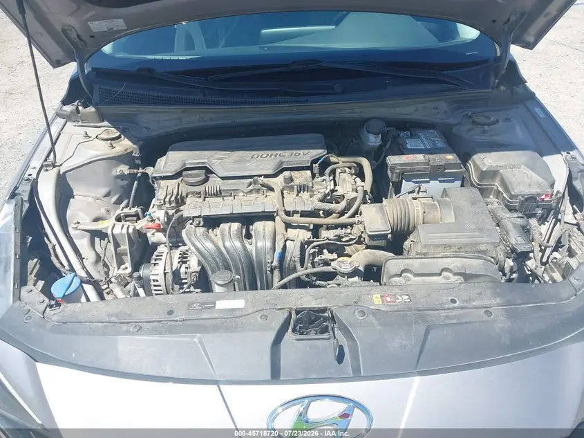 2023 HYUNDAI ELANTRA SE