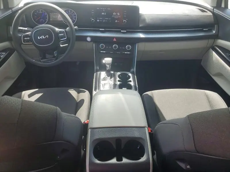 2022 KIA CARNIVAL LX  
