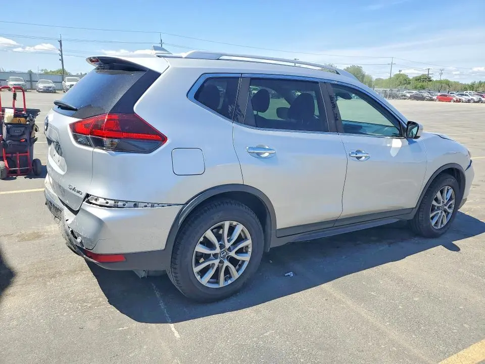 2019 NISSAN ROGUE SV  