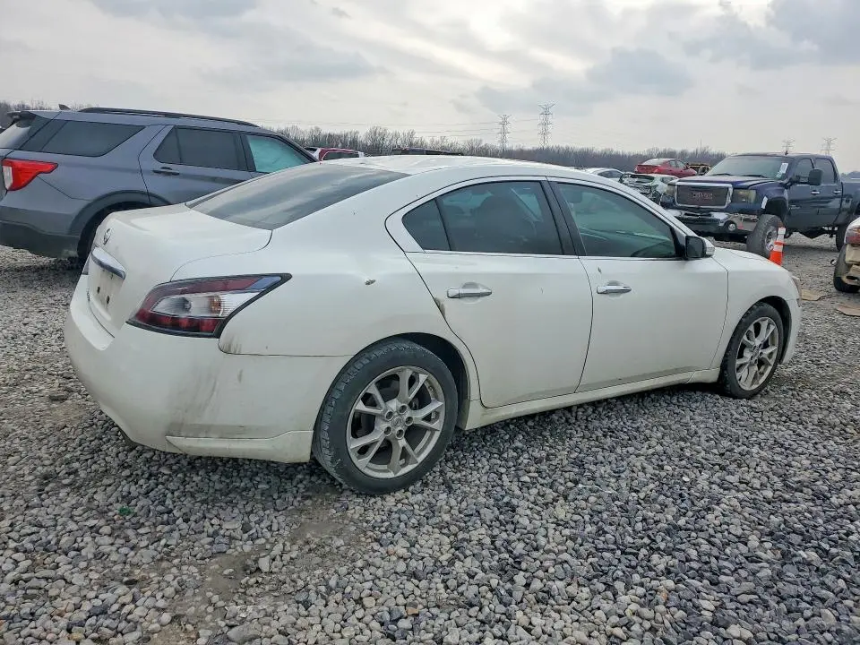 2013 NISSAN MAXIMA   
