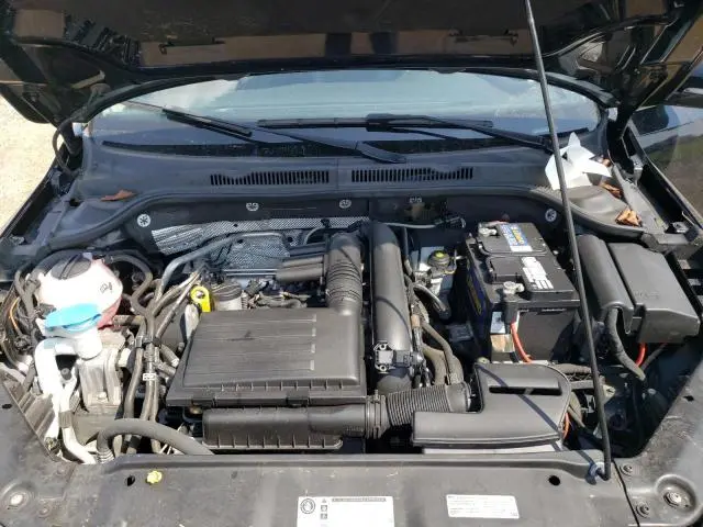 2017 VOLKSWAGEN JETTA SE  