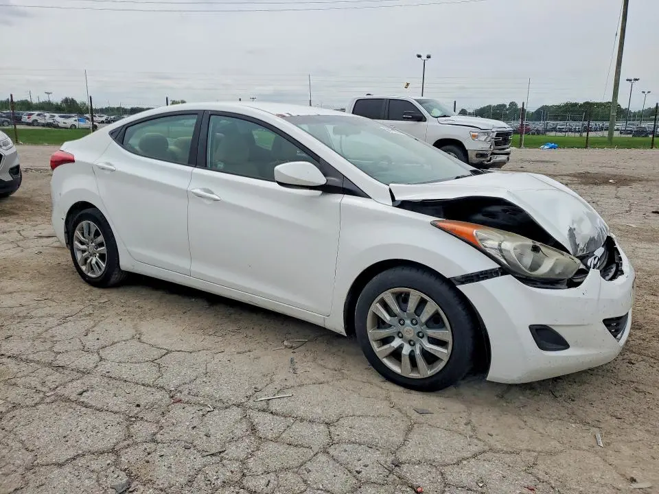 2011 HYUNDAI ELANTRA GLS  