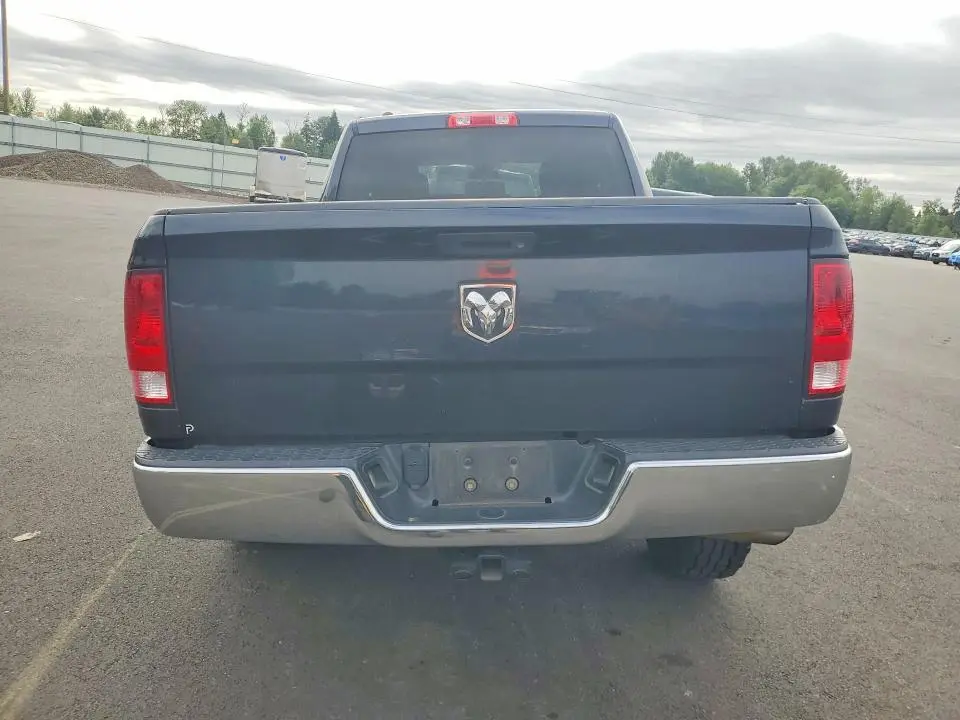 2015 RAM 1500 ST  