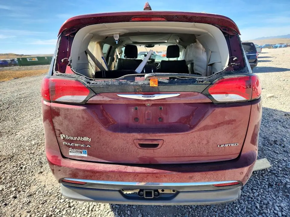 2019 CHRYSLER PACIFICA LIMITED  