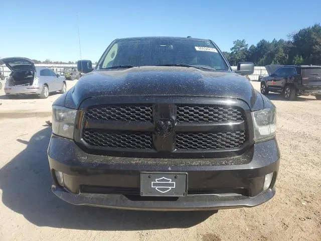 2016 RAM 1500 ST  