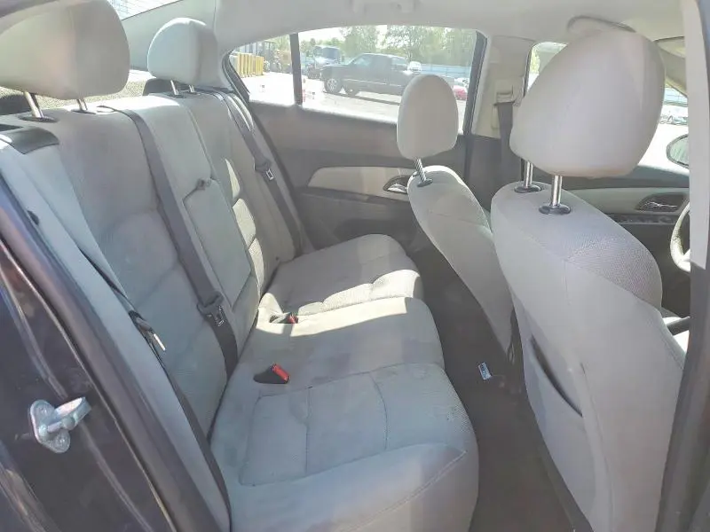 2015 CHEVROLET CRUZE LT  