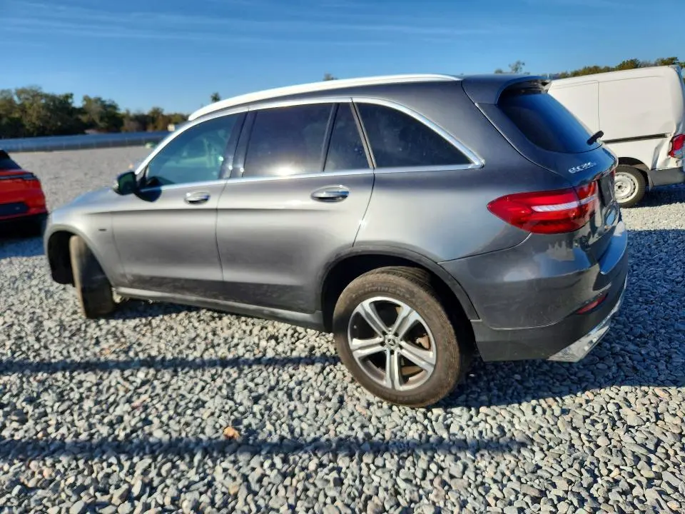 2019 MERCEDES-BENZ GLC 350E  
