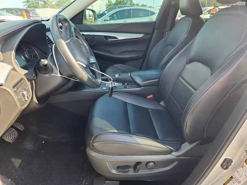2019 INFINITI QX50 LUXE  