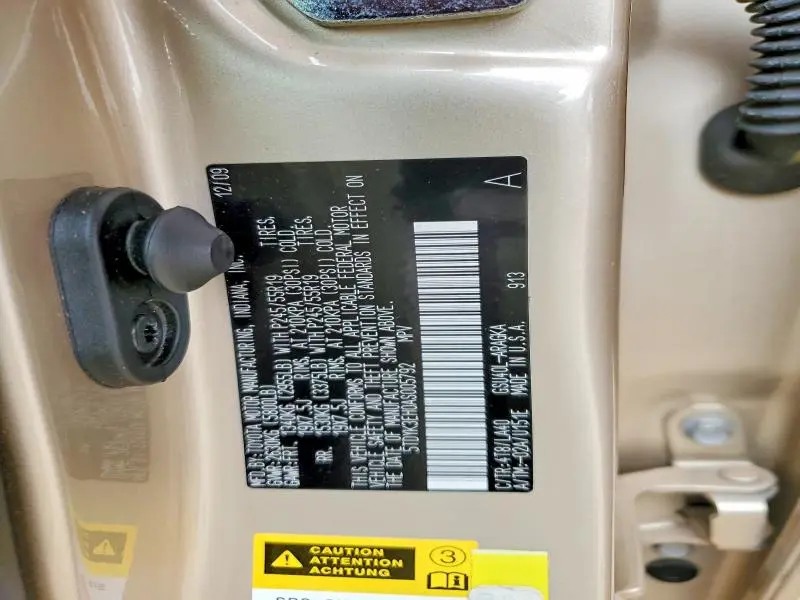 2010 TOYOTA HIGHLANDER LIMITED  