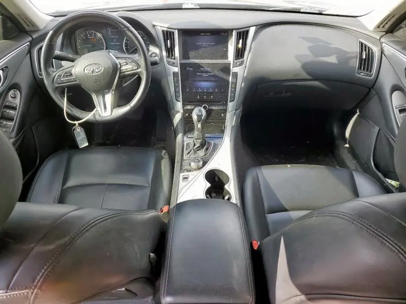 2021 INFINITI Q50 LUXE  