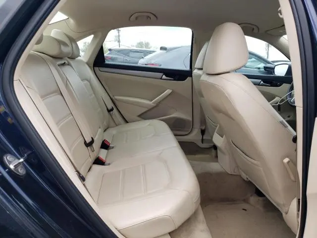 2015 VOLKSWAGEN PASSAT S  