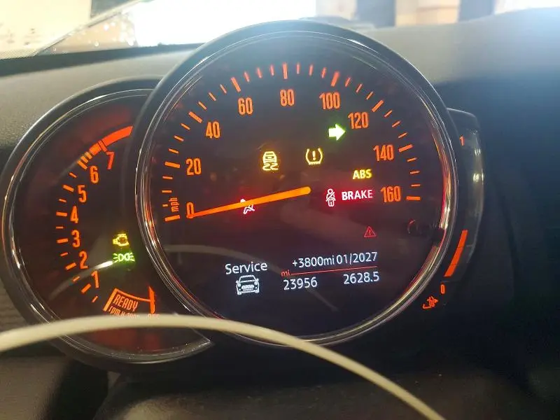 2020 MINI COOPER   