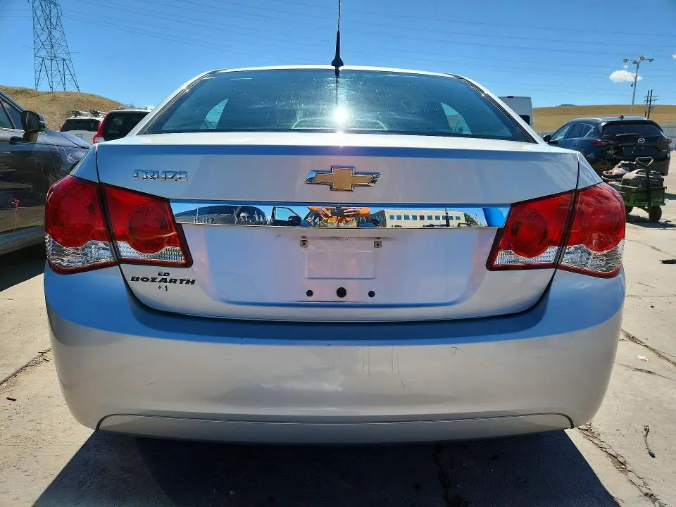 2014 CHEVROLET CRUZE LS  